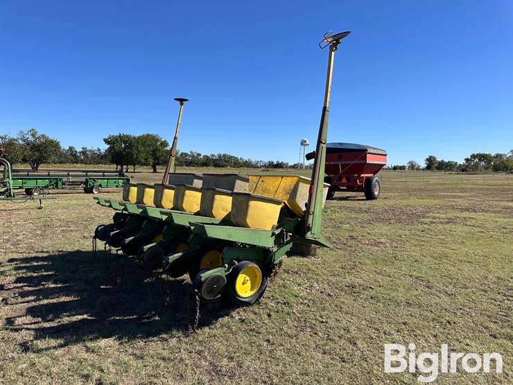 john-deere-7000-image-5