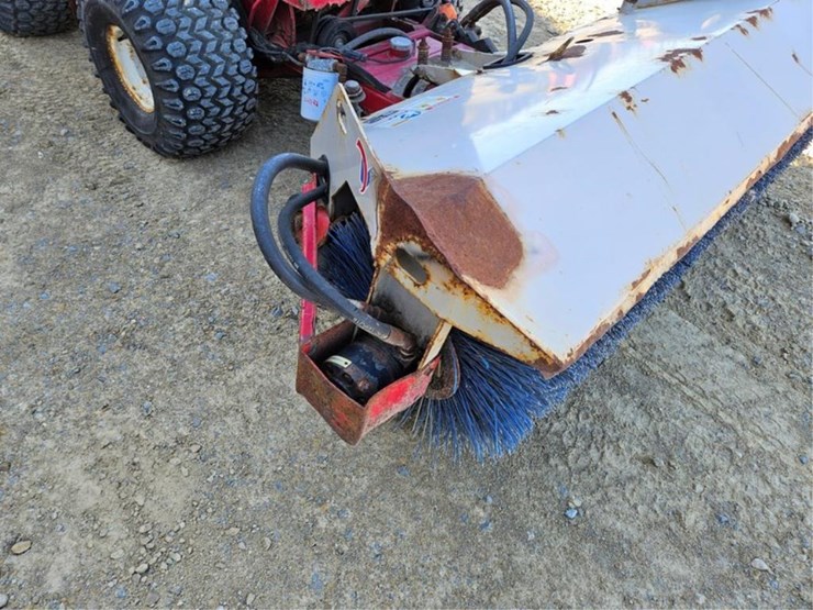 ventrac-4200-image-11