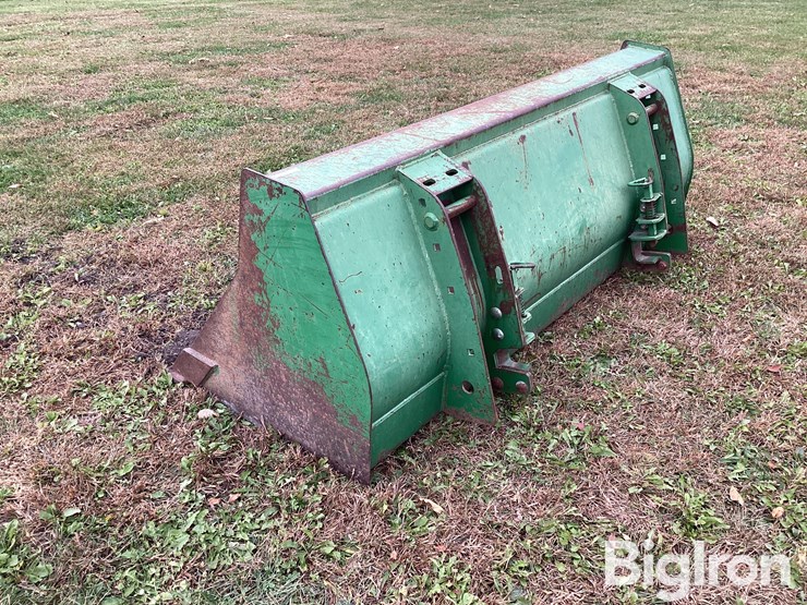 john-deere-72-image-7