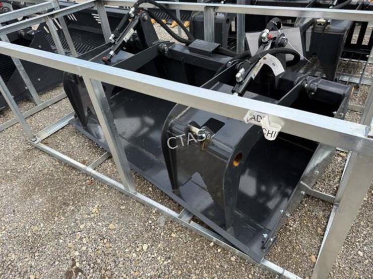 #88-•-72"-heavy-duty-grapple-for-skid-steer-image-1