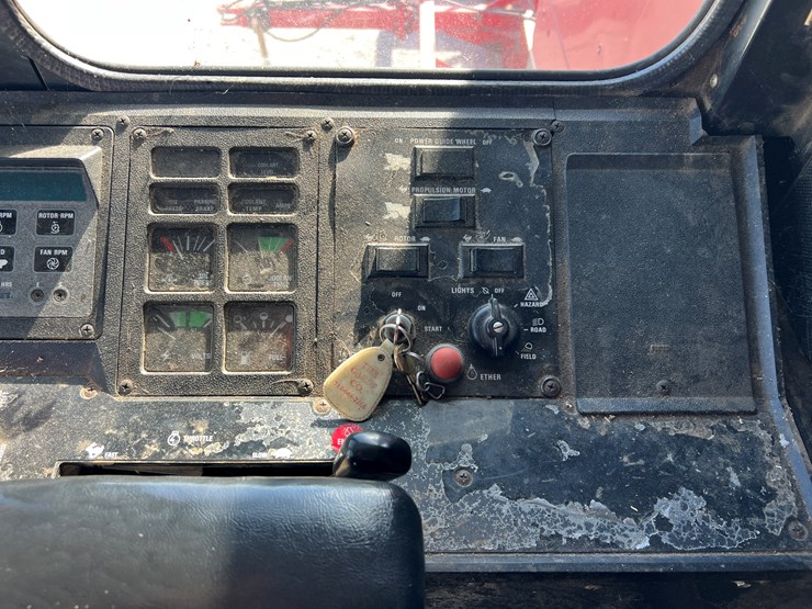 case-ih-1680-image-25