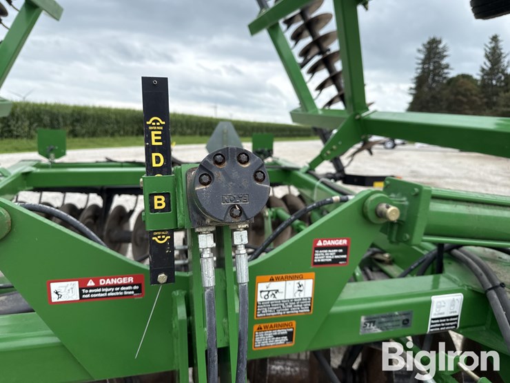 john-deere-637-image-13