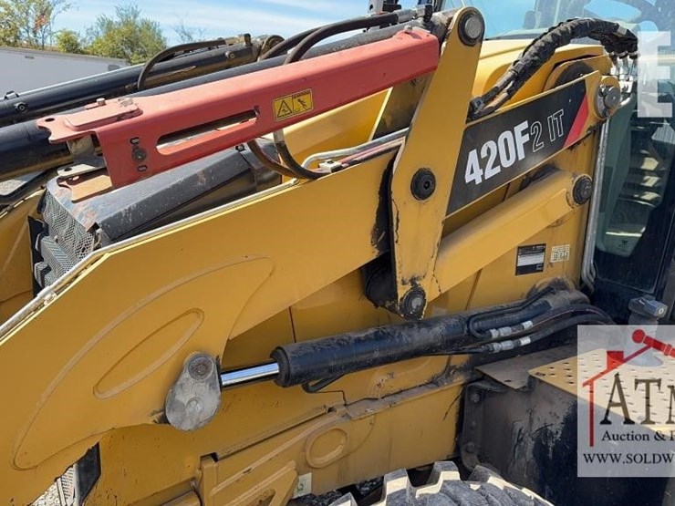 caterpillar-420f2-it-image-14