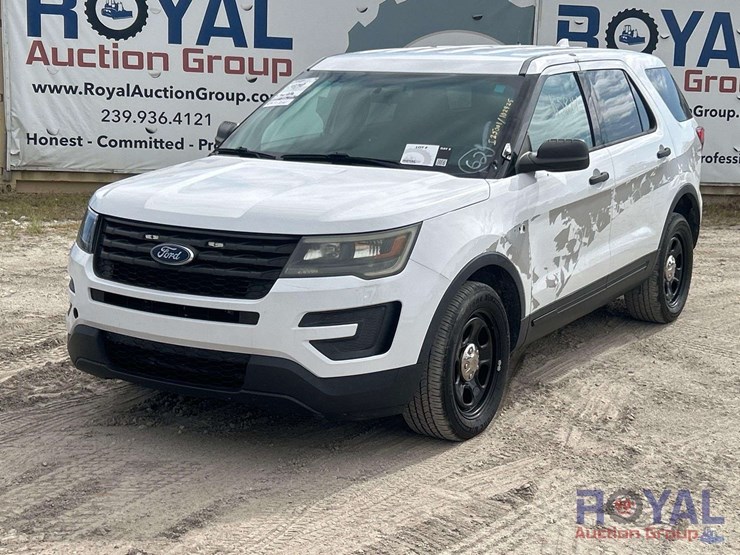 2017-ford-explorer-image-1