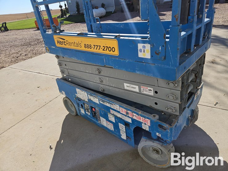 2017-genie-gs1930-image-10