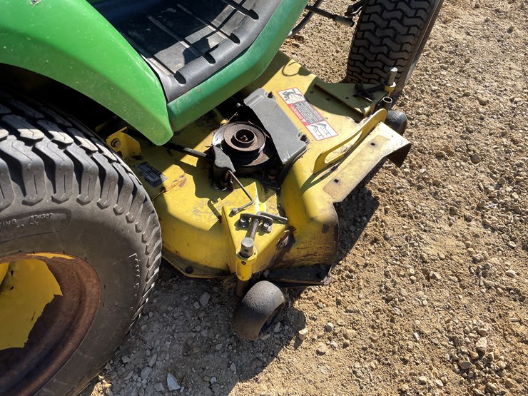 john-deere-x485-image-30