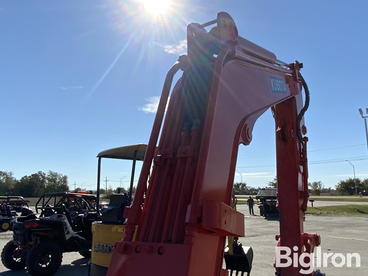 2016-kubota-kx71-3-image-19