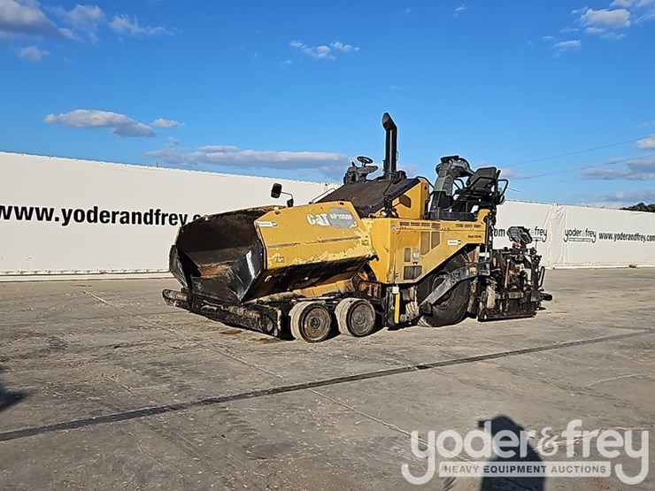 2017-caterpillar-ap-1000f-image-2