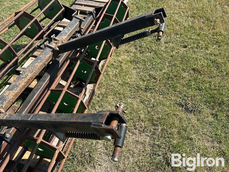 john-deere-rolling-baskets-image-7