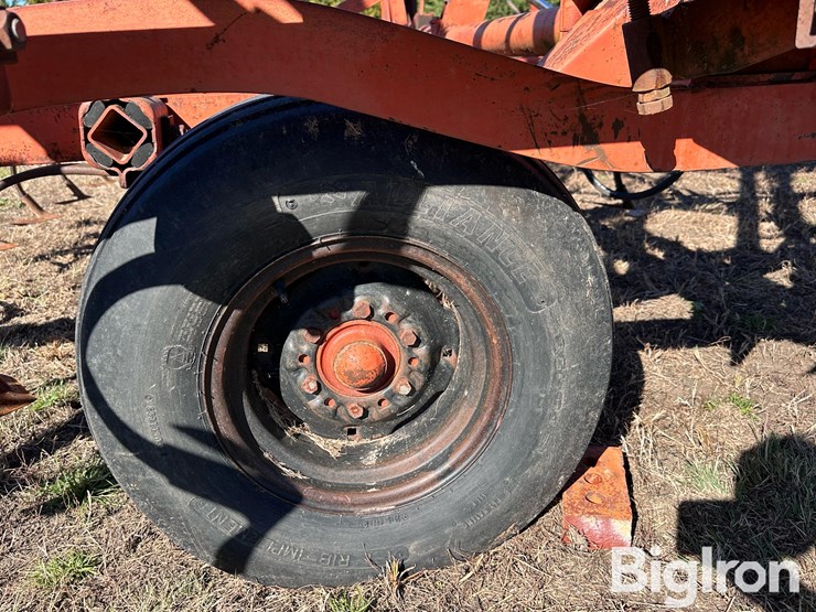 allis-chalmers-1350-image-20