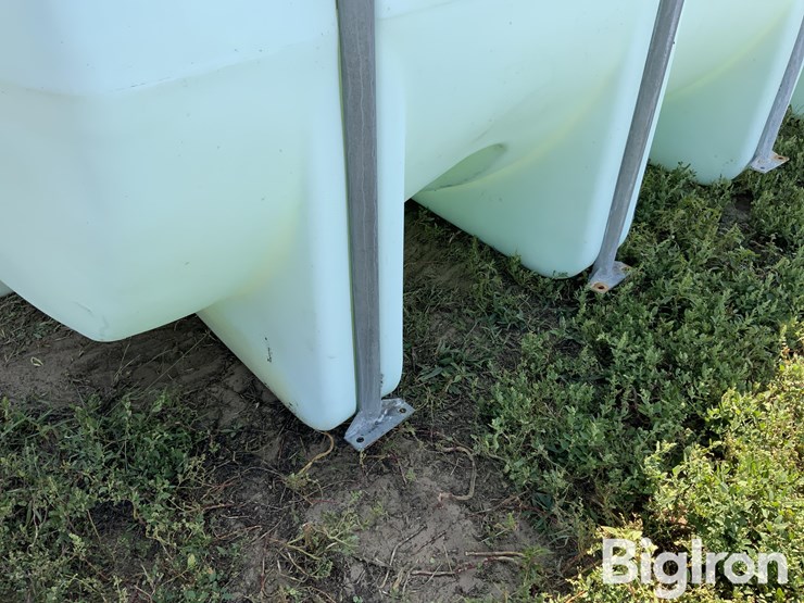 2550-gallon-poly-tank-image-9