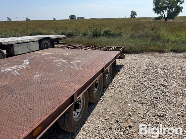 1983-homebuilt-tri/a-flatbed-gooseneck-trailer-image-17