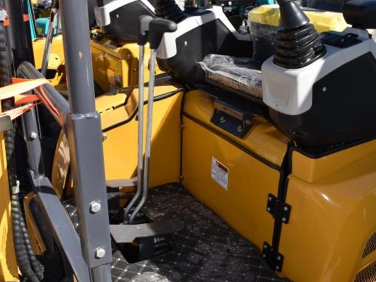 cfg-qk18r-mini-excavator-(serial-#-qk18r250904000007)-(k)-image-7