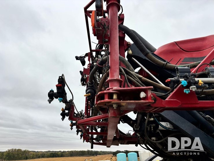 2019-case-ih-patriot-4440-image-88
