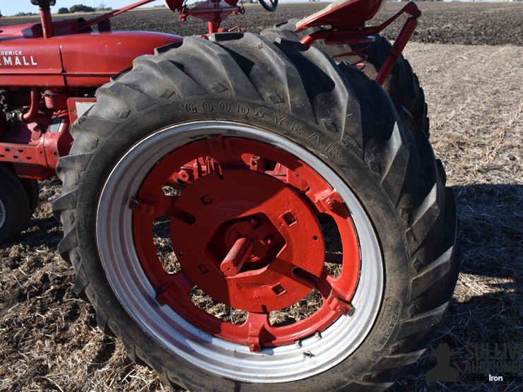 1946-farmall-h-2wd-tractor-image-17