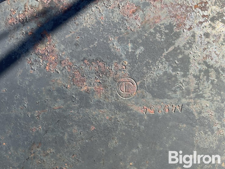 john-deere-230-image-18