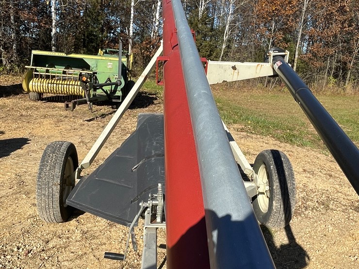 buhler-farm-king-831-image-18