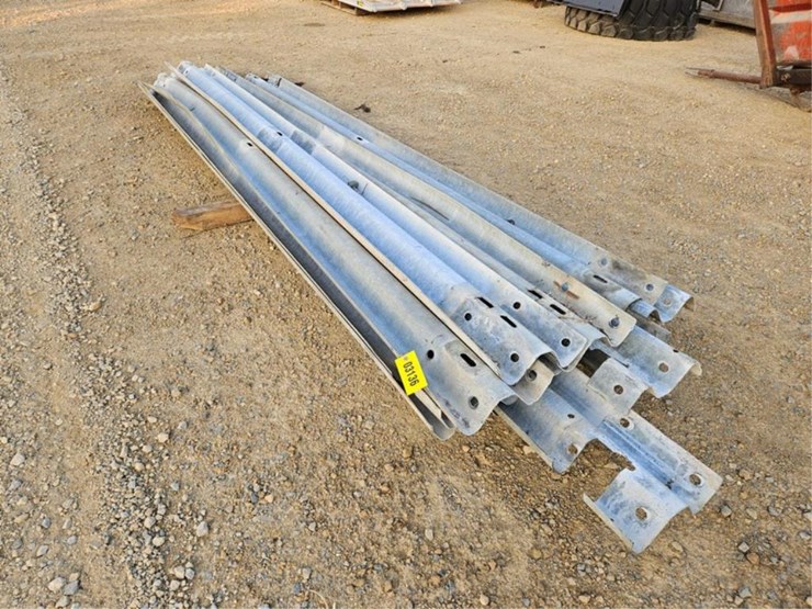 #3136-•-(16)-13'6"-guard-rails-image-1