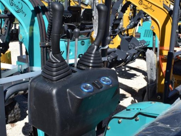 cfg-qk16r-mini-excavator-(serial-#-qk16r202509031437)-(k)-image-7