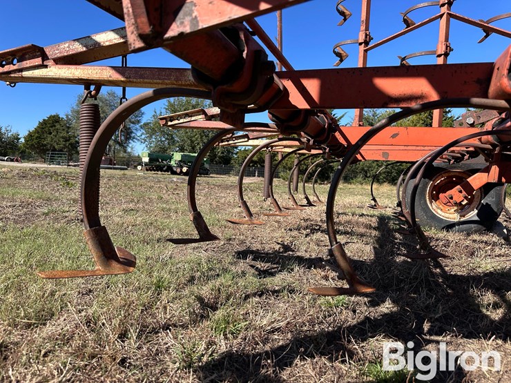 allis-chalmers-1350-image-14