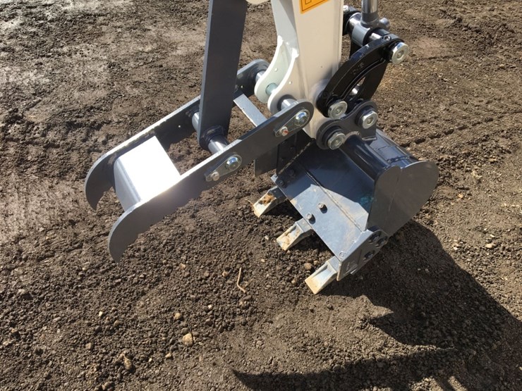 unused-2025-bttl-et12m-6-mini-excavator,-image-8