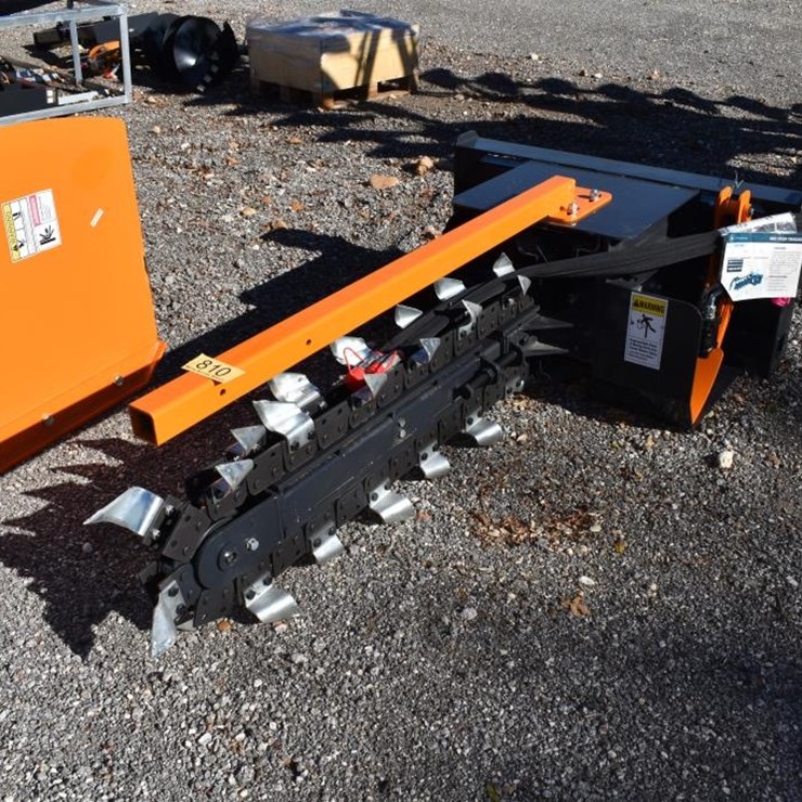 SKID STEER TRENCHER