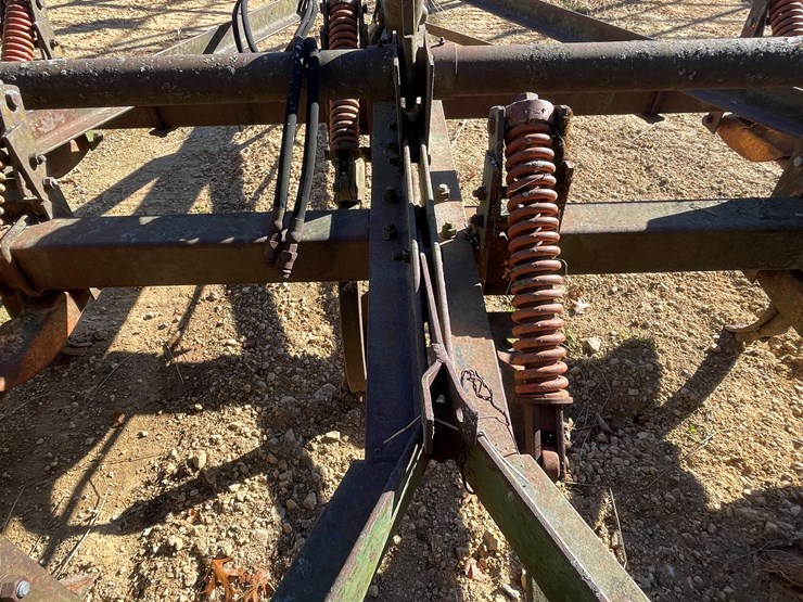 #5921-•-glencoe-giant-c-chisel-plow-image-16