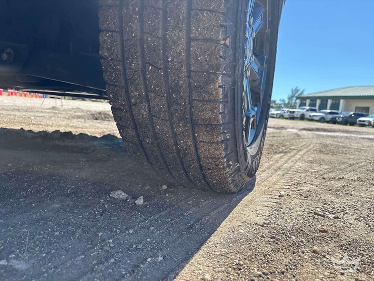 2018-nissan-titan-image-35