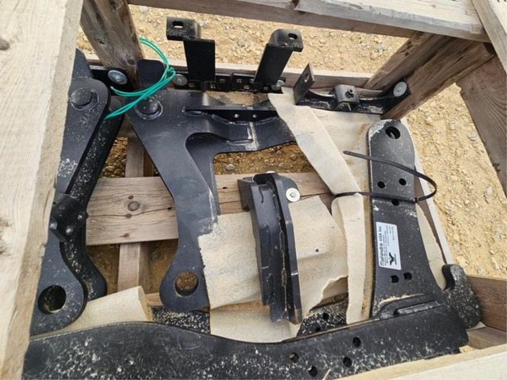 mahindra-2645-image-9