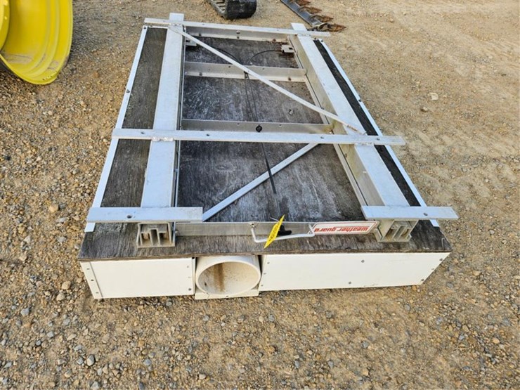 #3138-•-weather-guard-slide-out-tool-tray-image-2