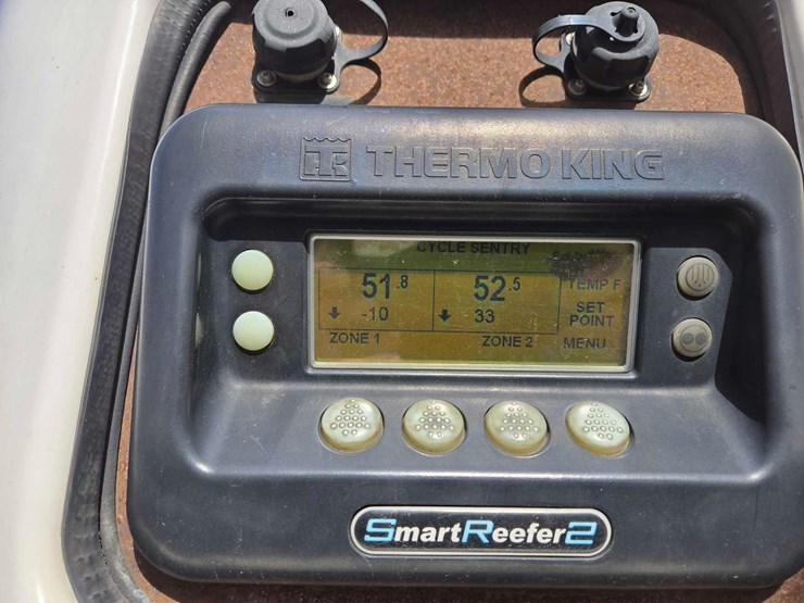 2012-great-dane-trailer-image-9