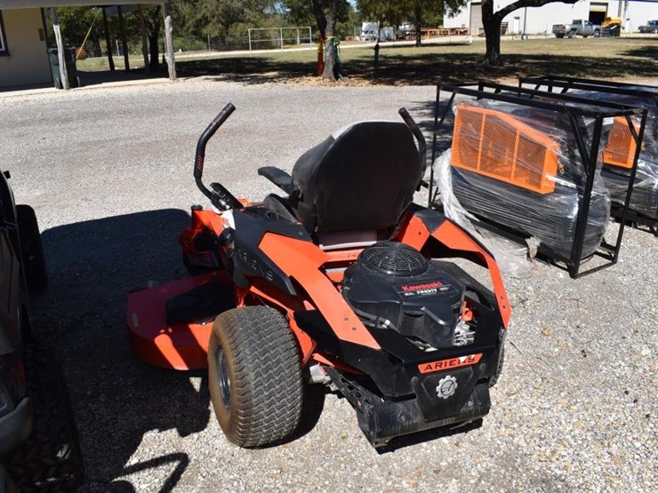 ariens-zero-turn-mower-(serial-#-002125)-(showing-appx-26-hours,-up-to-the-image-3