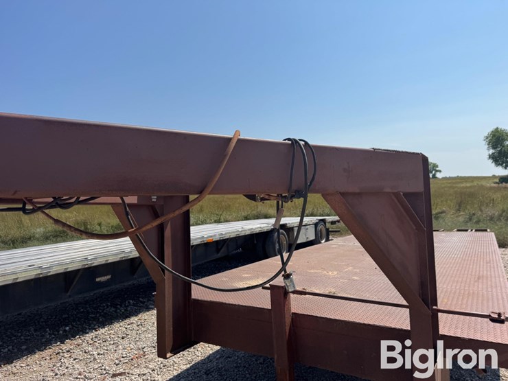 1983-homebuilt-tri/a-flatbed-gooseneck-trailer-image-11