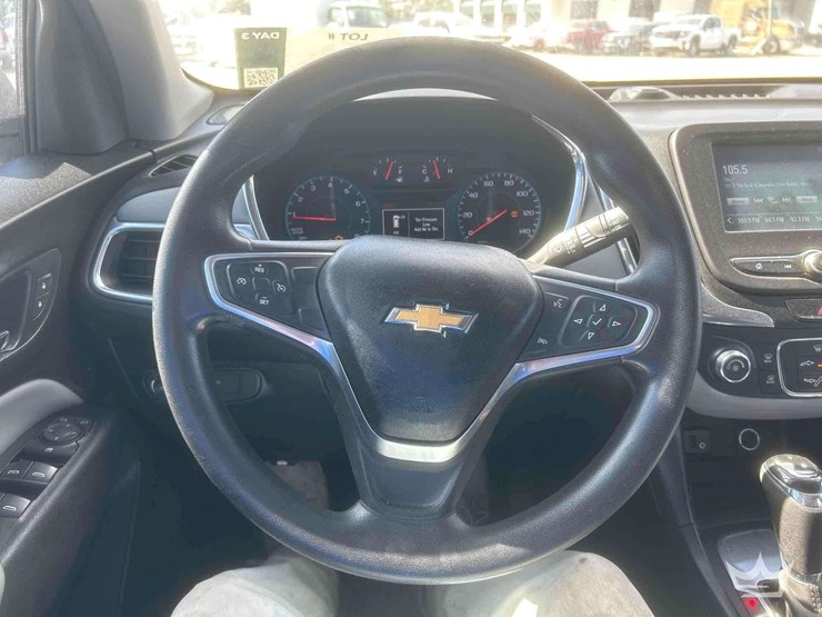 2018-chevrolet-equinox-image-15