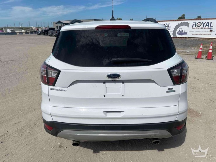 2018-ford-escape-image-32