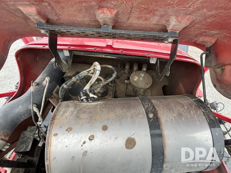 2019-case-ih-patriot-4440-image-105