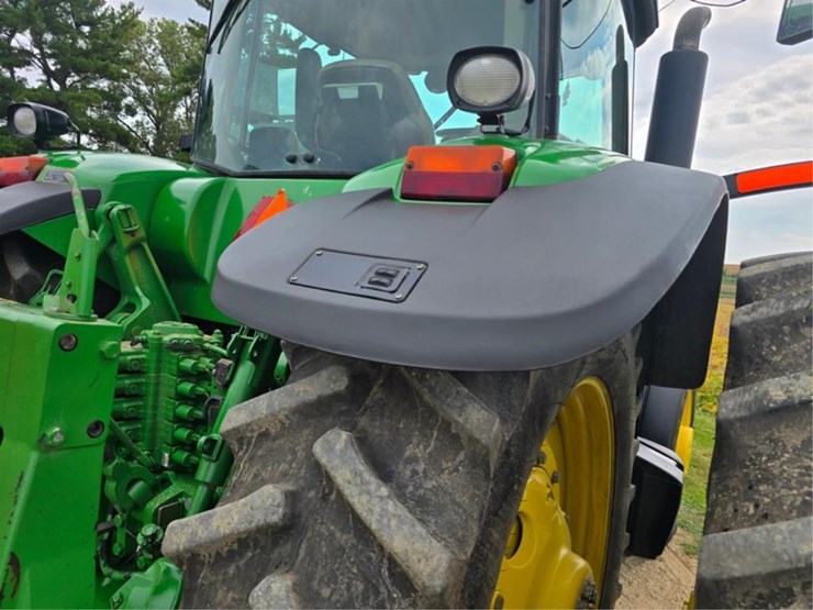 john-deere-8330-image-26