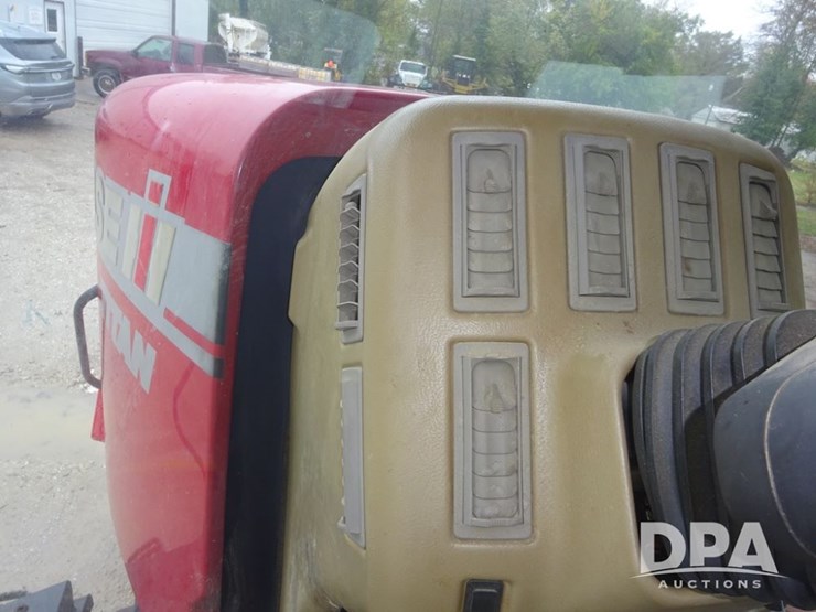 2009-case-ih-titan-3020-image-87