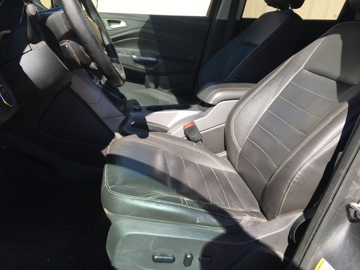 2014-ford-escape-se-image-8