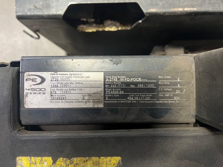 2018-crown-pe4500-60-image-2