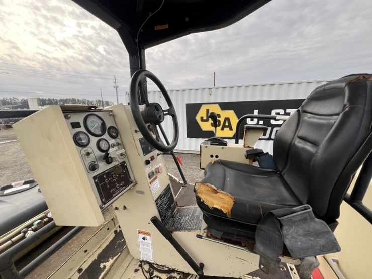 2002-ingersoll-rand-dd90-image-18