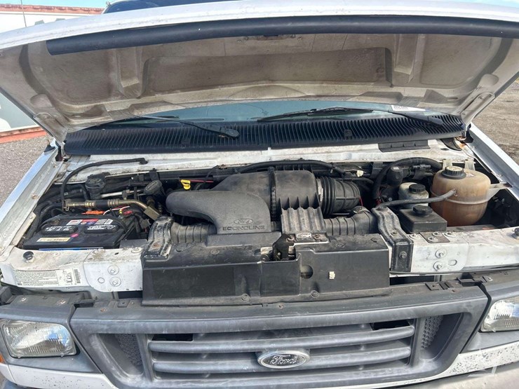 2003-ford-e250-image-7