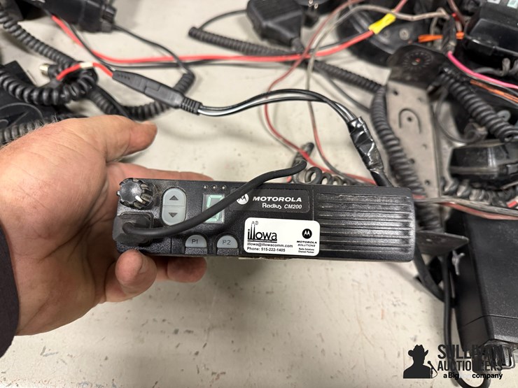 2-way-radios-image-11