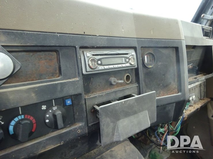 international-floater-chassis-(pz14116)-image-17