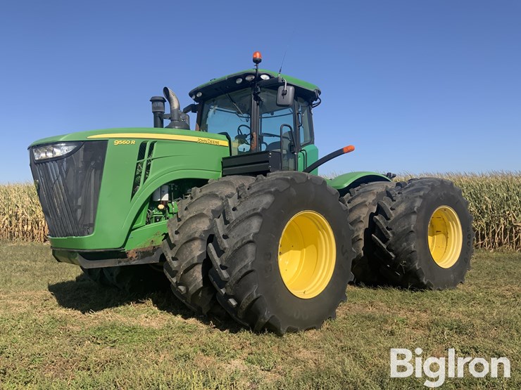 2013-john-deere-9560r-image-1
