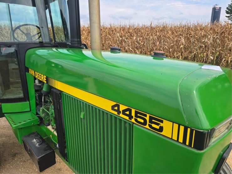 john-deere-4455-image-16