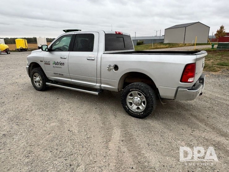 2017-ram-2500-heavy-duty-slt-4x4-pickup-(gp11747,-unit-98702)-image-13