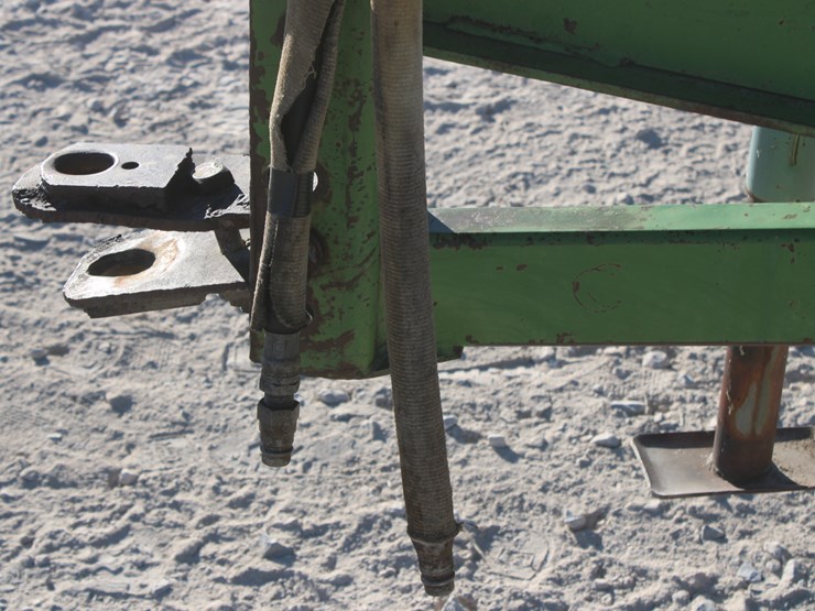 john-deere-100-image-28