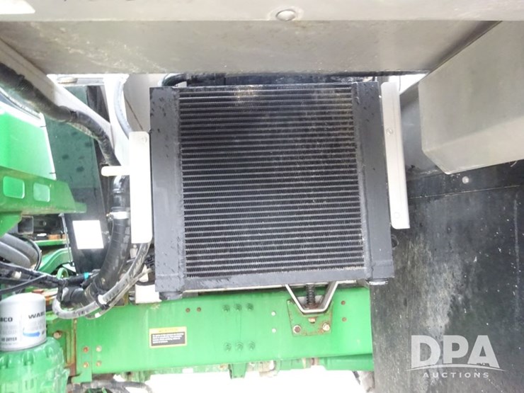 2018-john-deere-f4365-image-64