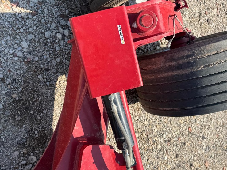 case-air-seeder-rear-support-caddy-image-10